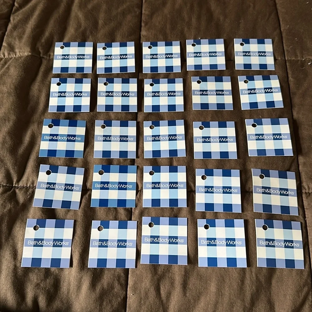 Bath & Body Works Small Gingham Gift Tags
